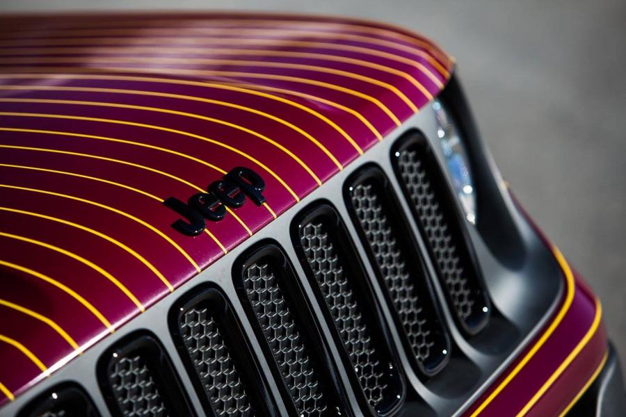 Логотип Jeep Renegade Cresta Run by Garage Italia Customs 2017 года  (фото 3 из 16)